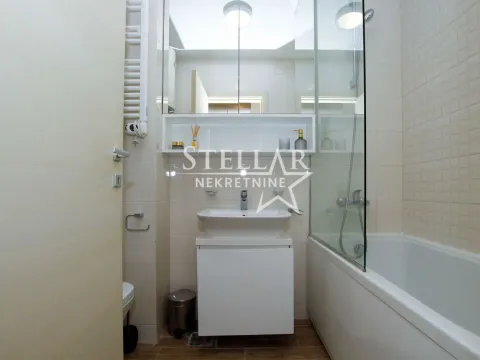 Izdavanje, jednosoban stan, 43m², Centar, Podgorica - image 11