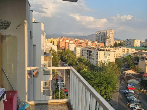 Prodaja, jednosoban stan, 48m², Pejton, Podgorica - image 8