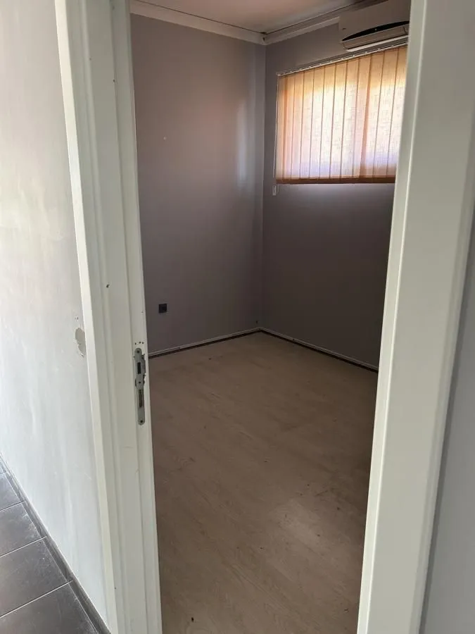 Rent, office space, 120m², Zemun Ugrinovci, Zemun Sve Podlokacije