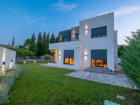 Rent, house, 182m², Donja Gorica, Podgorica - image 6