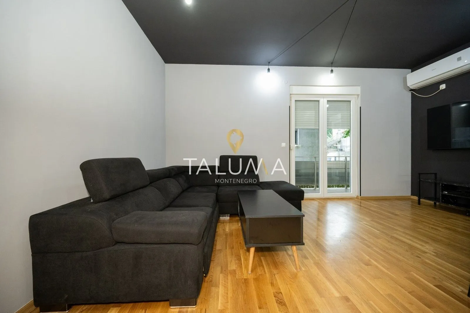 Izdavanje, jednosoban stan, 63m², Momišići, Podgorica