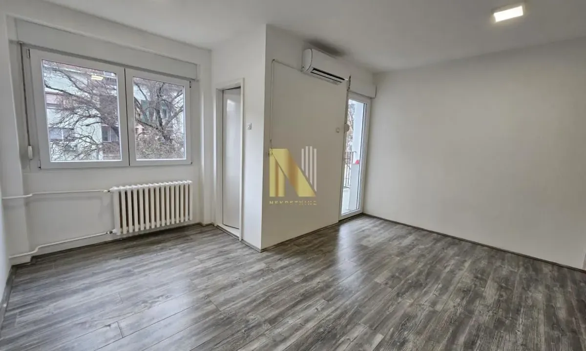 Izdavanje, dvosoban stan, 54m², Rotkvarija, Novi Sad Sve Podlokacije