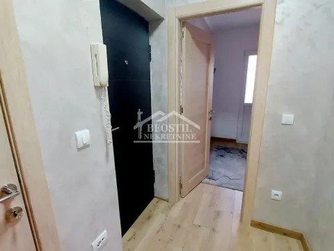 Izdavanje, jednosoban stan, 33m², Stari Grad, Beograd - image 10