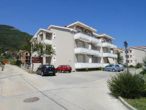Prodaja, stan, 35m², Đenovići, Herceg Novi - image 9