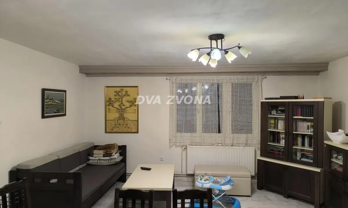 Prodaja, kuća, 166m², Temerin, Novi Sad