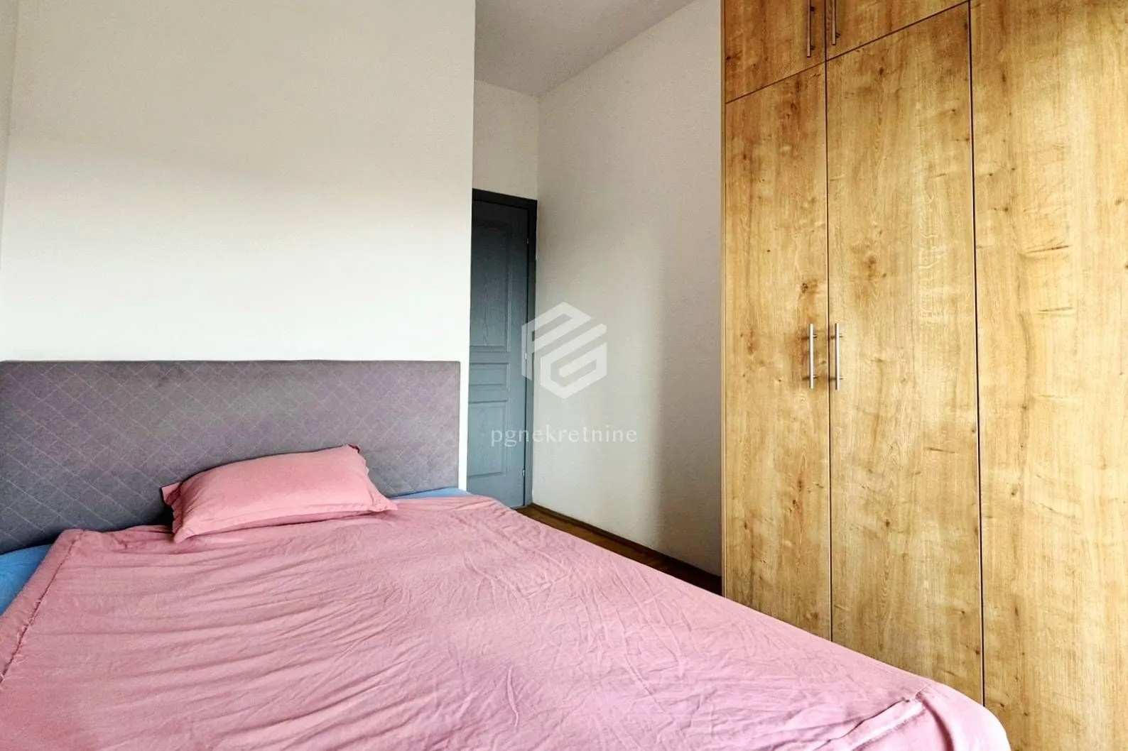 Rent, one bedroom apartment, 55m², Stari Aerodrom, Podgorica