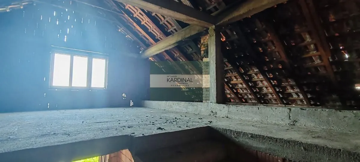 Prodaja, kuća, 250m², Crnče, Jagodina