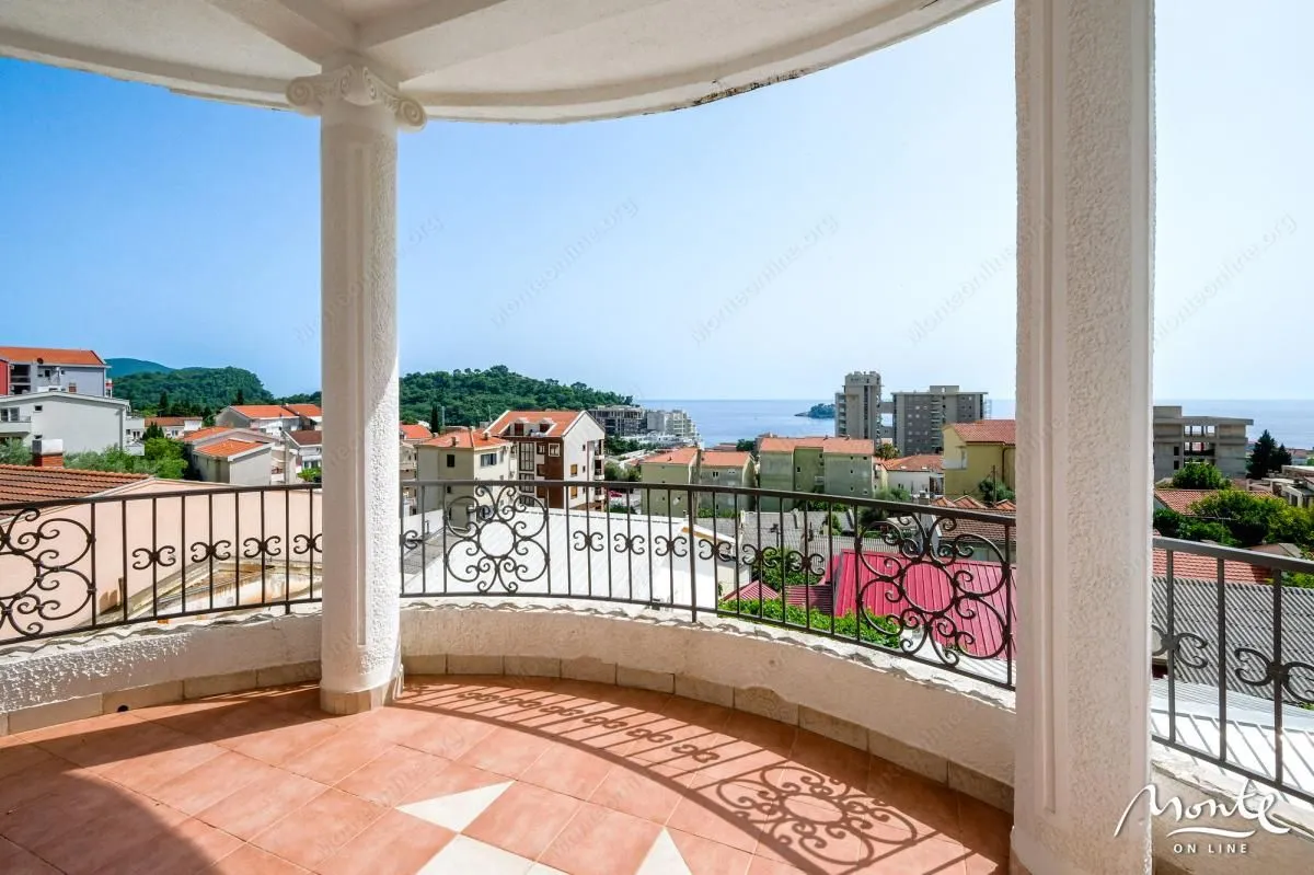 Sale, house, 560m², Petrovac, Budva