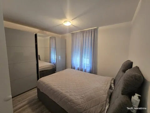 Prodaja, kuća, 200m², Ledine, Beograd - image 8