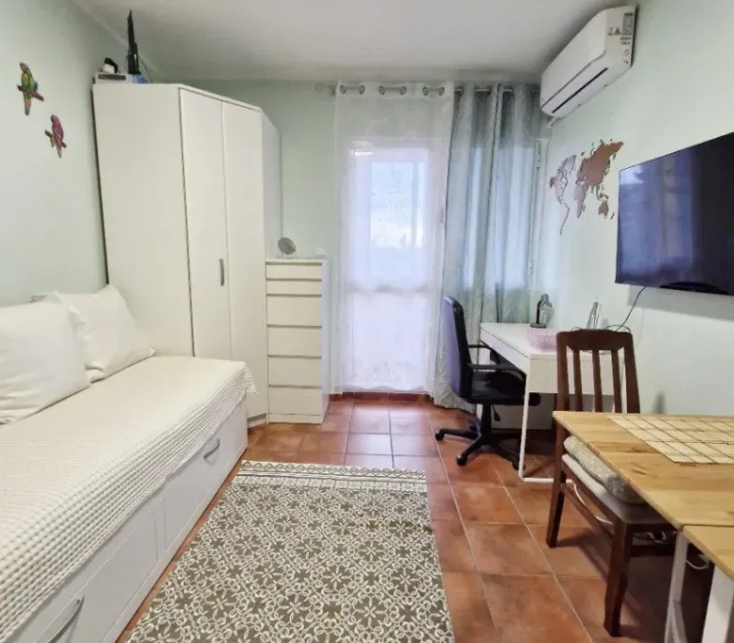 Izdavanje, garsonjera, 30m², Ilino, Bar