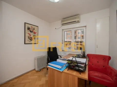 Prodaja, poslovni prostor, 87m², Preko Morače, Podgorica - image 2