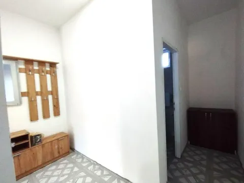 Prodaja, dvosoban stan, 45m², Dolja, Zrenjanin - image 8