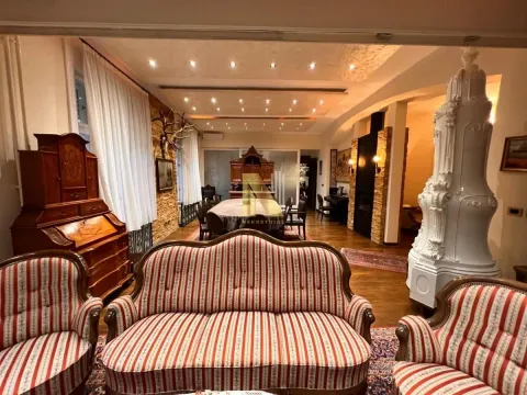 Izdavanje, poslovni prostor, 135m², Centar, Novi Sad - image 6