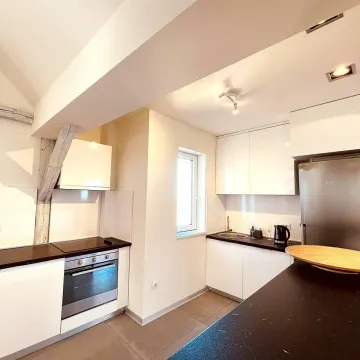 Rent, three bedroom apartment, 93m², Stari Grad, Beograd - image 12