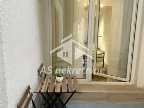 Izdavanje, dvosoban stan, 55m², Stari Grad, Beograd - image 15