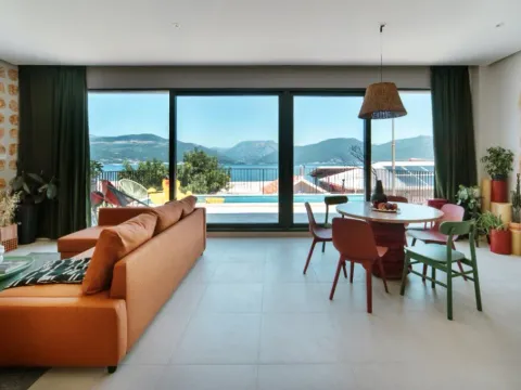 Izdavanje, kuća, 125m², Krašići, Tivat - image 9