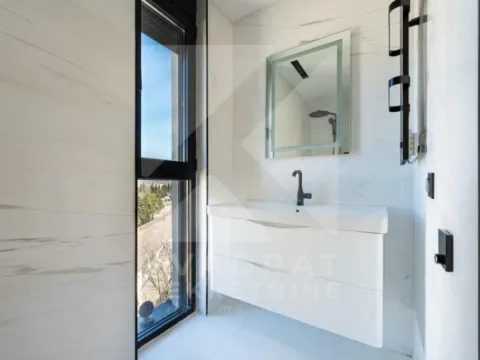 Sale, three bedroom apartment, 163m², Vezirov Most, Podgorica - image 9