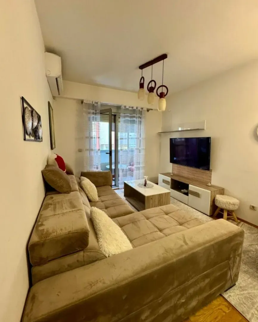 Rent, two bedroom apartment, 60m², Krivi Most, Podgorica