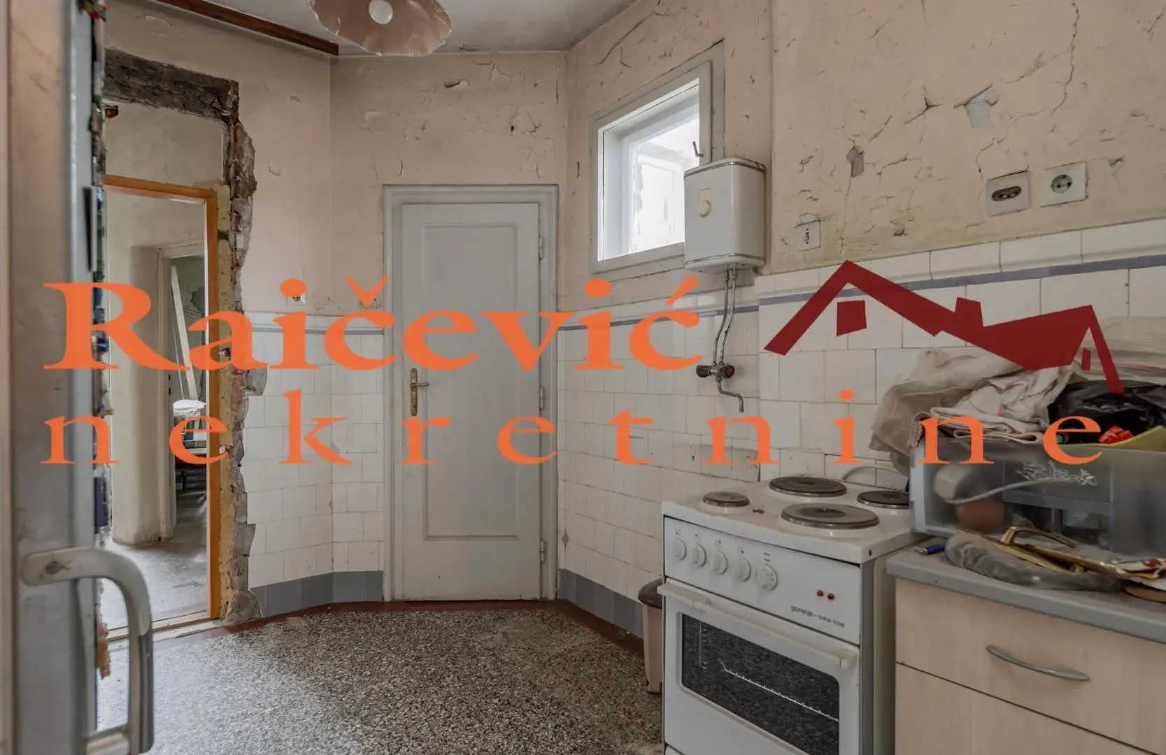 Prodaja, trosoban stan, 77m², Stari Grad, Beograd