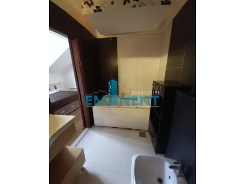 Izdavanje, četvorosoban stan, 120m², Senjak, Beograd - image 13