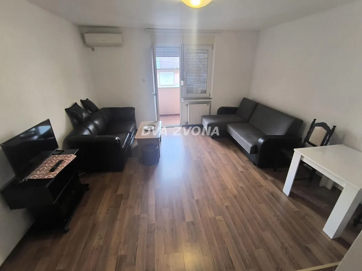 Izdavanje, jednosoban stan, 33m², Nova Detelinara, Novi Sad Sve Podlokacije