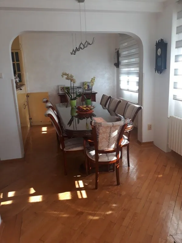 Prodaja, stan, 161m², Zemun Gornji Grad, Zemun Sve Podlokacije