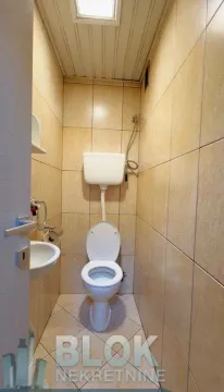 Izdavanje, trosoban stan, 110m², Preko Morače, Podgorica - image 10