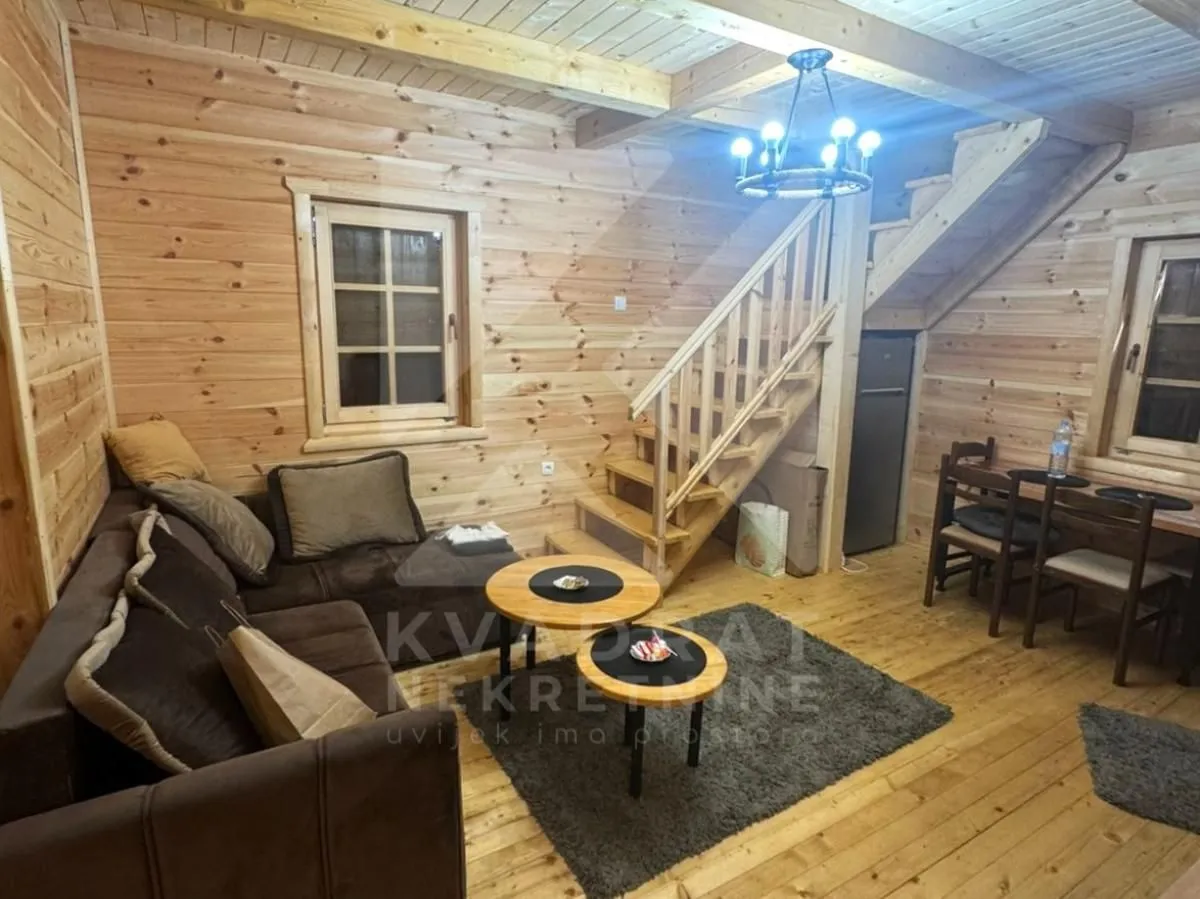 Prodaja, kuća, 96m², Uskoci, Žabljak