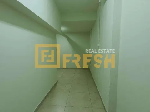 Izdavanje, poslovni prostor, 155m², Stari Aerodrom, Podgorica - image 12