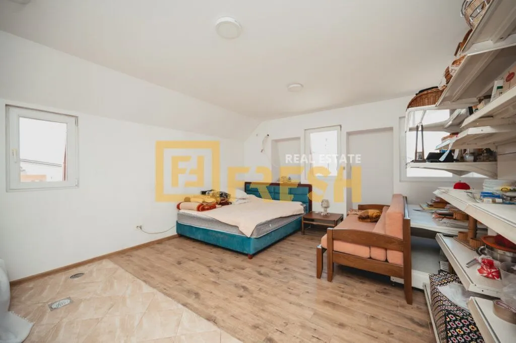 Rent, office space, 110m², Stari Aerodrom, Podgorica