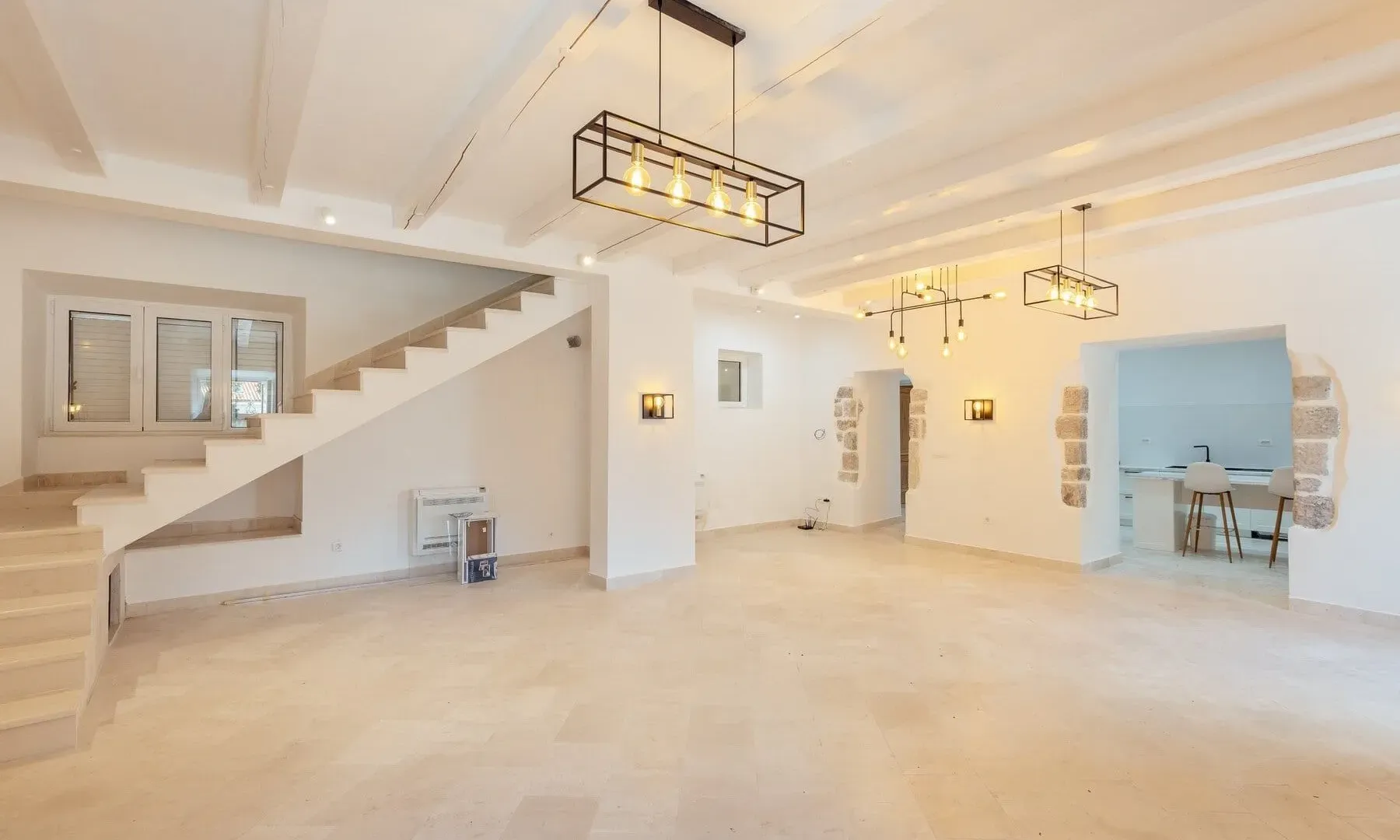 Sale, house, 380m², Ljuta, Kotor