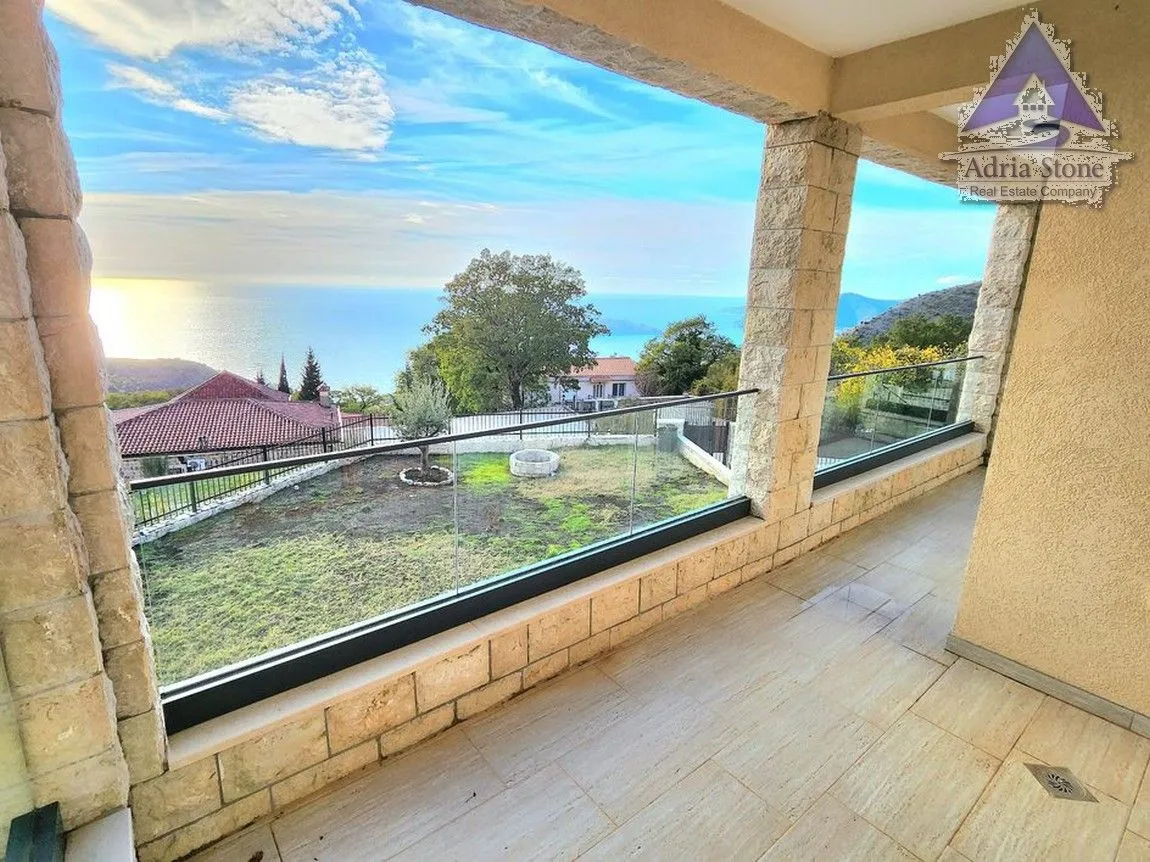 Sale, house, 199m², Kuljače, Budva