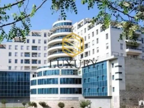 Izdavanje, stan, 100m², Centar, Podgorica - image 3