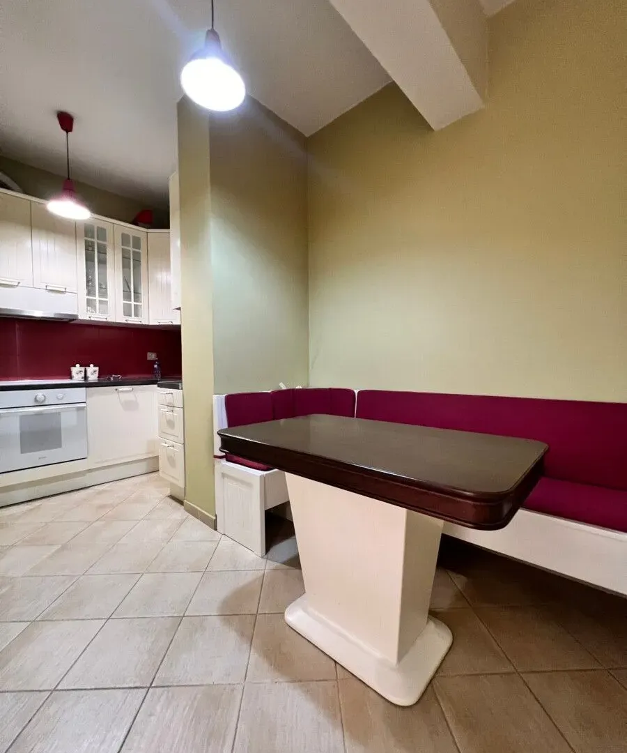Prodaja, jednosoban stan, 46m², Krivi Most, Podgorica