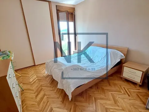 Rent, two bedroom apartment, 65m², Pejton, Podgorica - image 4