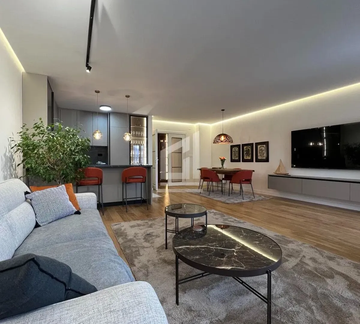 Rent, two bedroom apartment, 108m², Central Point, Podgorica