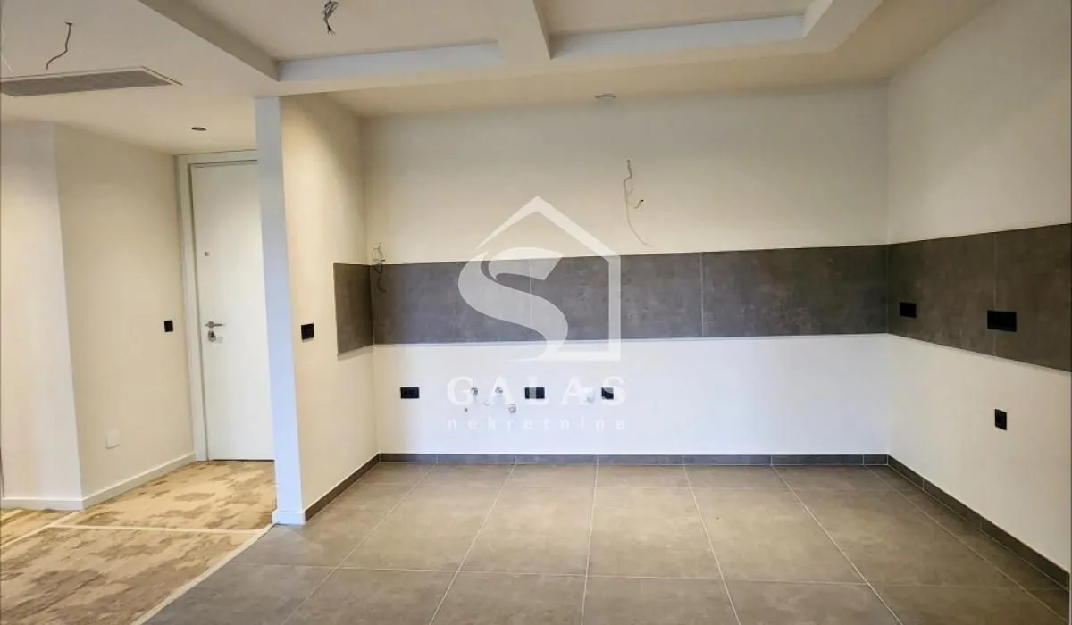 Prodaja, četvorosoban stan, 132m², Autokomanda, Voždovac Sve Podlokacije