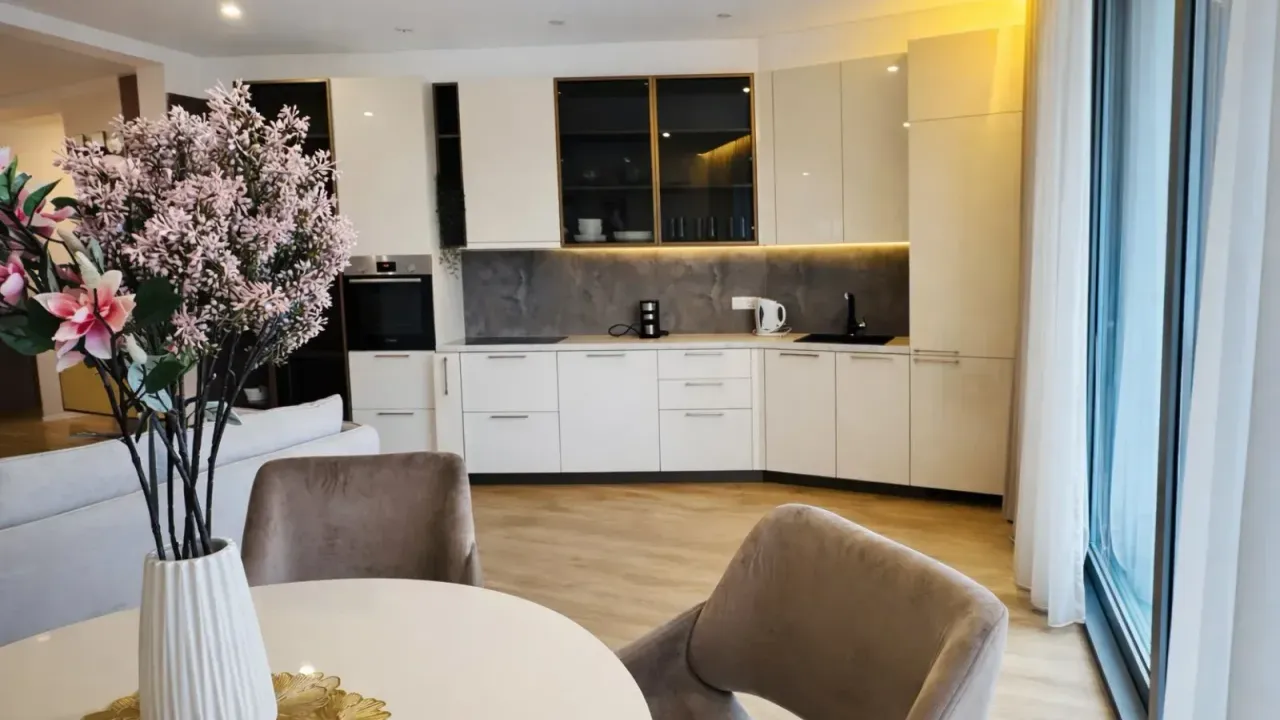 Prodaja, stan, 76m², Tivat, Crna Gora