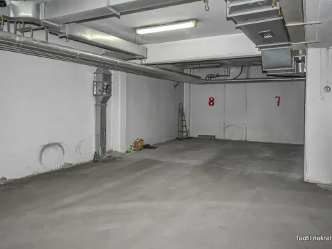 Prodaja, četvorosoban stan, 106m², Vračar, Šid - image 19