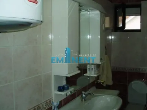 Prodaja, kuća, 130m², Vojvode Vlahovica, Beograd - image 12