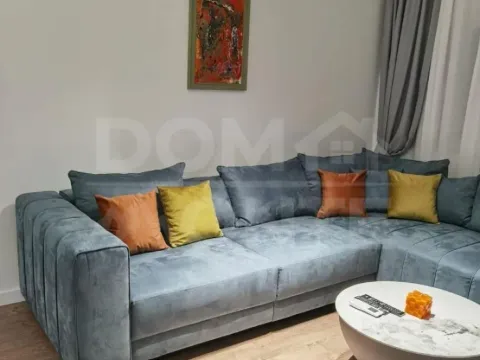 Rent, two bedroom apartment, 80m², Tivat, Crna Gora - image 3
