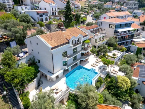 Prodaja, kuća, 959m², Budva, Crna Gora - image 2