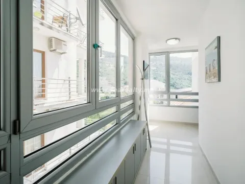 Sale, two bedroom apartment, 76m², Budva, Crna Gora - image 10