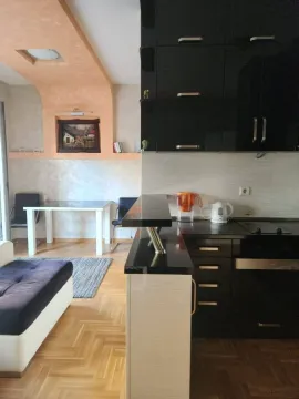 Sale, one bedroom apartment, 38m², Lazi, Budva - image 12