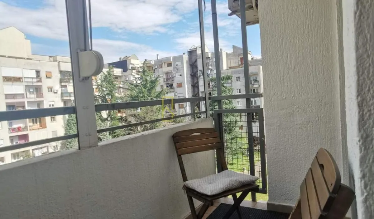 Prodaja, jednosoban stan, 36m², Blok 6, Podgorica