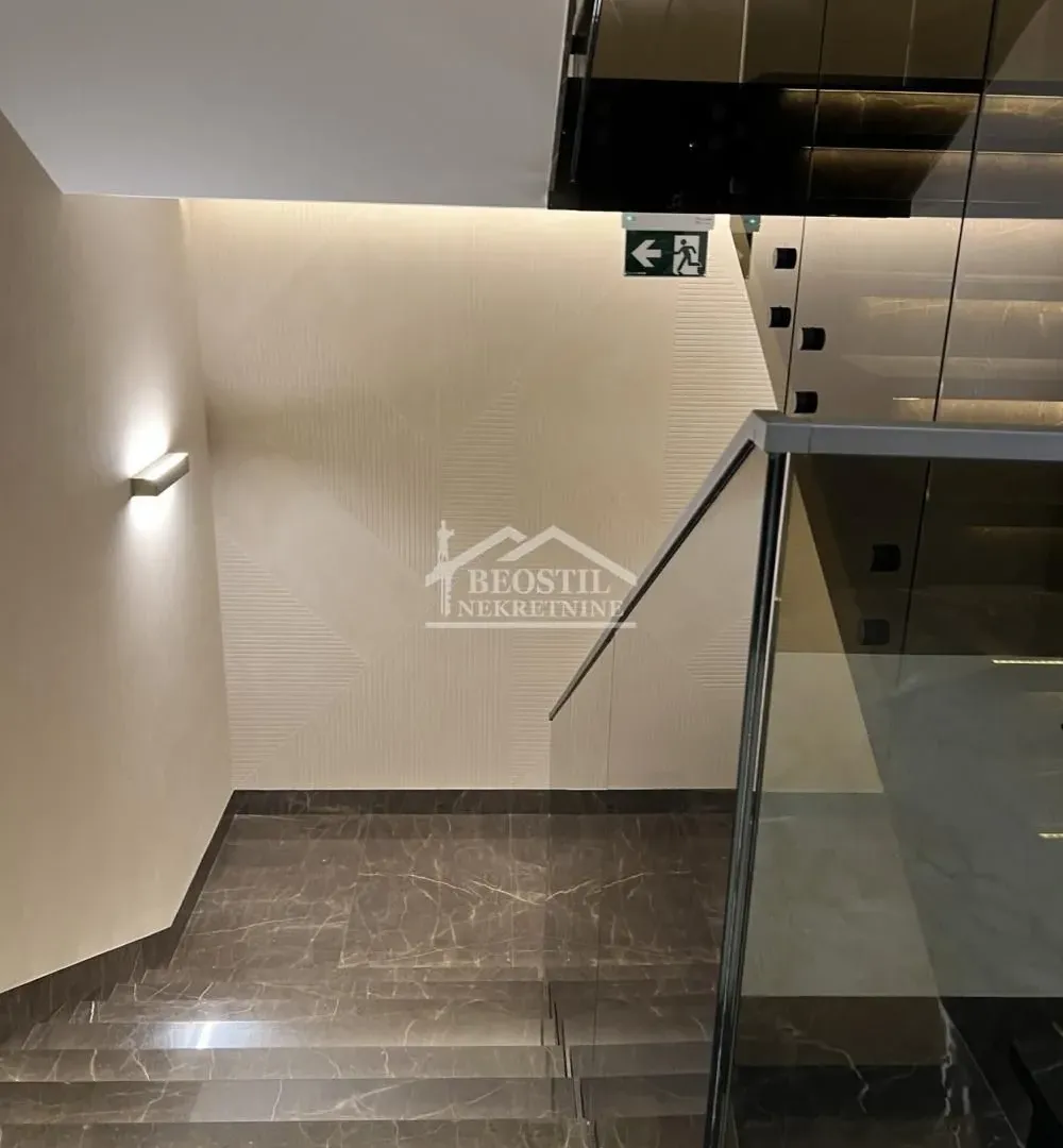 Prodaja, dvosoban stan, 69m², Savski Venac, Beograd