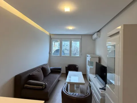 Prodaja, jednosoban stan, 36m², Baston, Podgorica - image 7