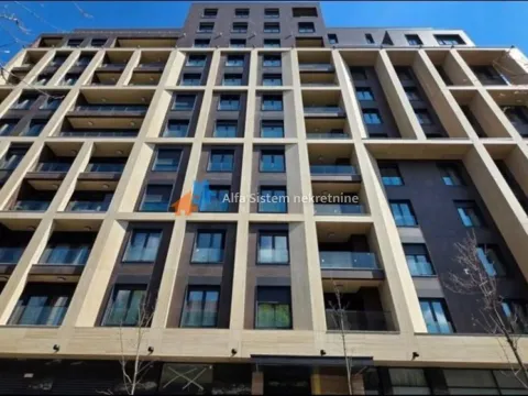 Izdavanje, trosoban stan, 95m², Savski Venac, Beograd - image 18