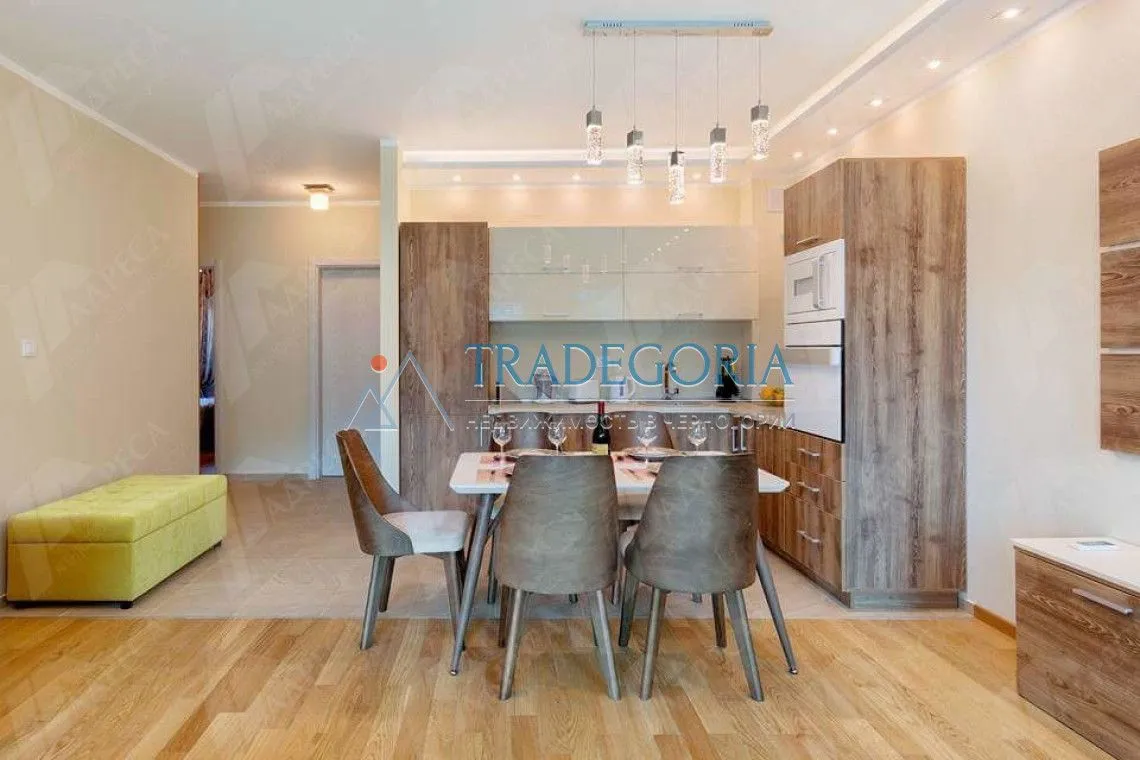Prodaja, dvosoban stan, 63m², Bečići, Budva