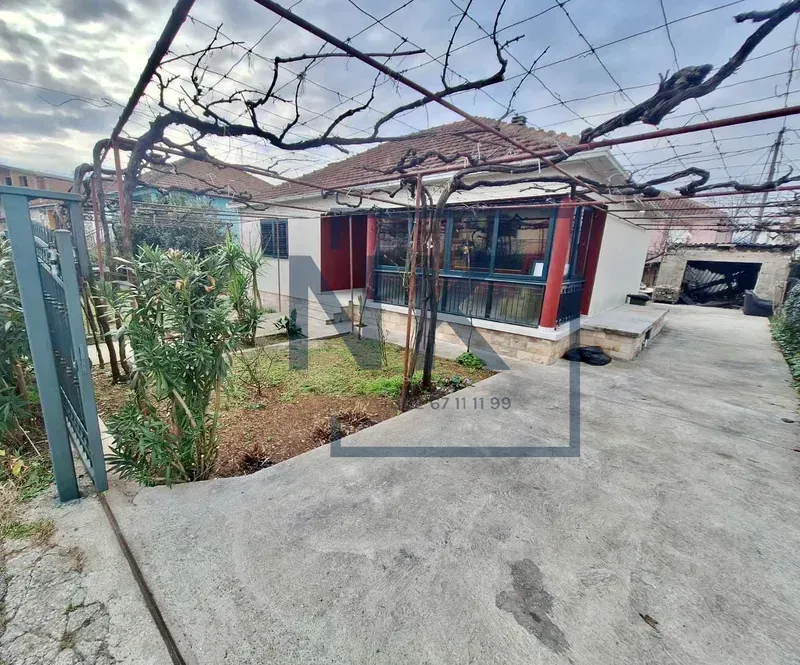 Rent, house, 110m², Konik, Podgorica